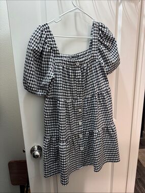 Zara Black & White Gingham Puff-Sleeve Dress